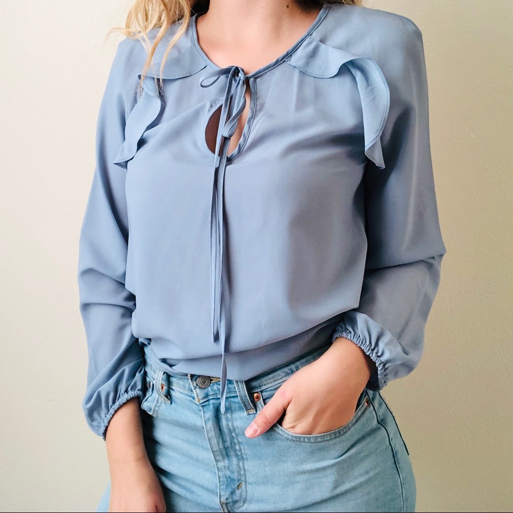 BCBG MAXAZRIA blue ruffled top - SMALL
